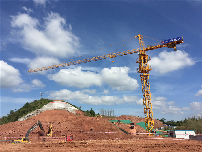 丹景台项目施工现场_副本
