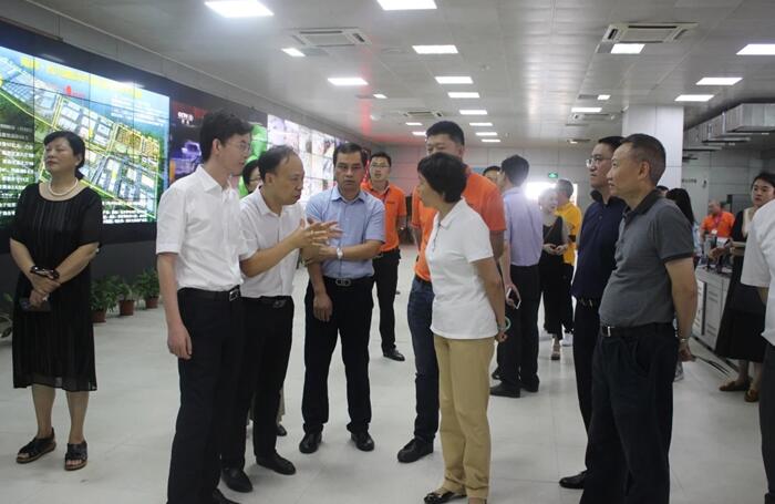 四川省政协副主席祝春秀一行到四川国际 四川省政协副主席祝春秀一行到四川国际